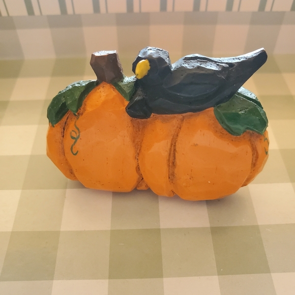 Eddie Walker Signed Pumpkin With Crow Brooch Pin - Picture 3 of 5